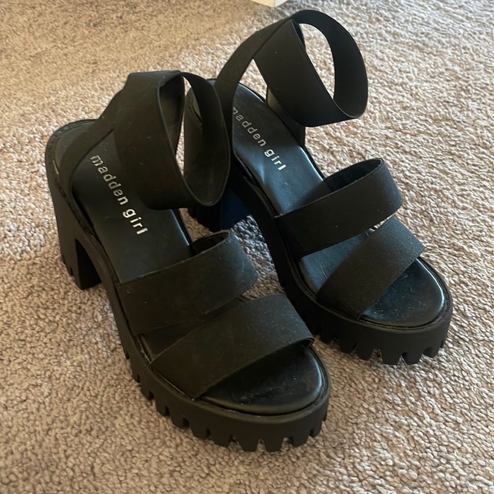 Black sandals